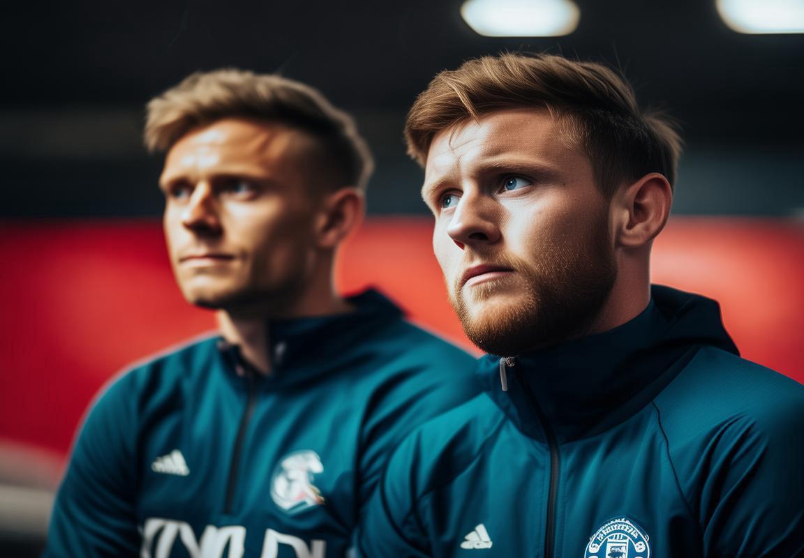 曼联伤病情况更新：德利赫特马奎尔伤情存疑，防线轮换方案将影响对阵阿斯顿维拉关键战及欧战资格前景